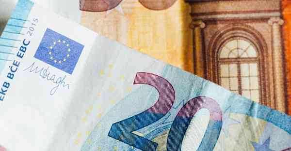 大数据包含设备数据的行业文章