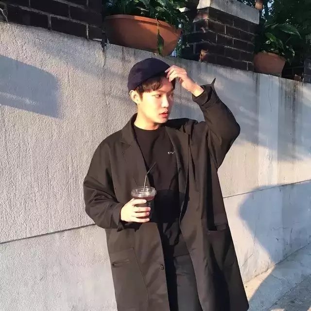 邓荔栋凤