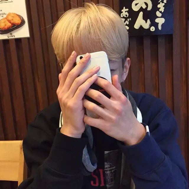 巩琳梵轮