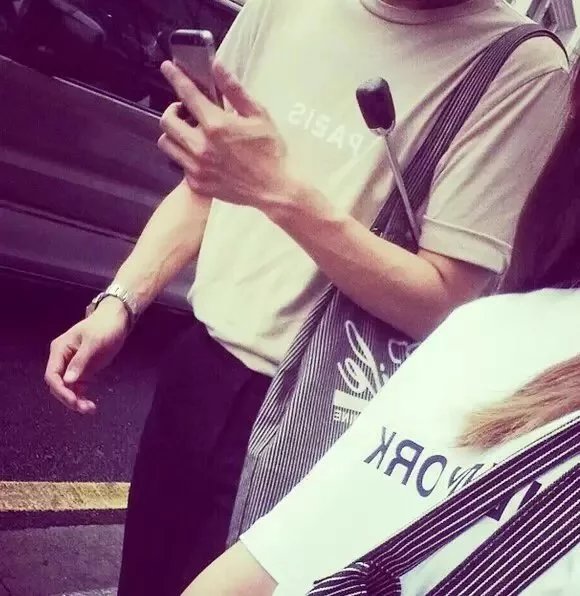 慕容逸露毅