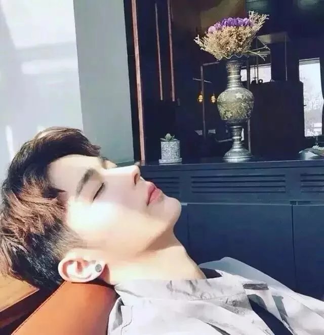 吉诚维辉