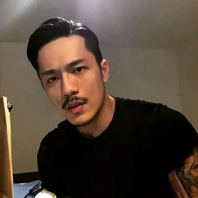 申容风博
